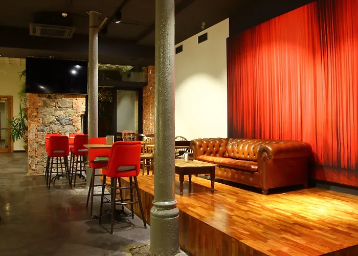 Poshtel Bilbao - Premium Hostel